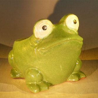 Green Frog Planter-7.0 x 9.0 x 7.5